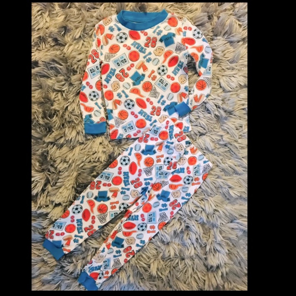 Boys pajamas - Picture 2 of 4